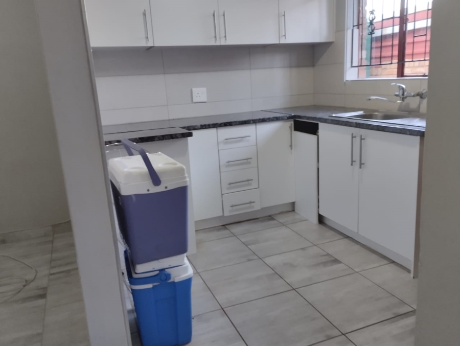 To Let 3 Bedroom Property for Rent in Tlhabane West North West